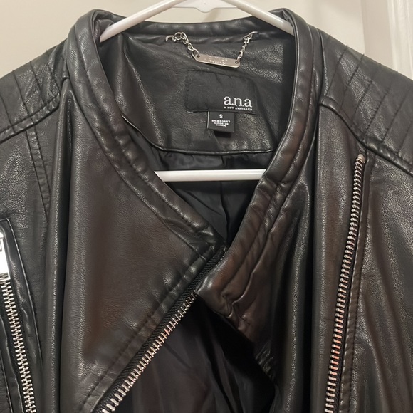 Faux Leather Jacket❤️❤️❤️😍😍💃🏽😩💕😘 - Picture 2 of 6